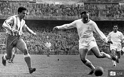 足球史上最伟大十大边锋,足球史上最伟大十大球星排名