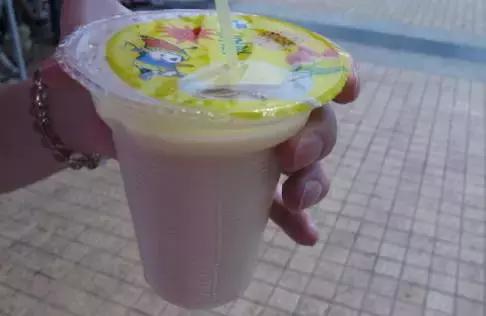 杭州人戒不掉的奶茶瘾，从98年的第一杯晓麟奶茶开始！