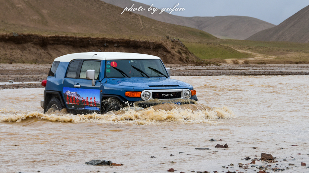 无人区穿越多少公里,无人区穿越和荒野求生哪个难