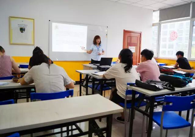 娣卞湷鑻遍箯鍥介檯鏁欒偛瀛︽牎,鑻遍箯鍥介檯鏁欒偛