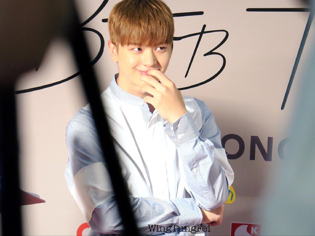 明明靠颜值他偏要靠才华,明明可以靠颜值可他偏要靠才华