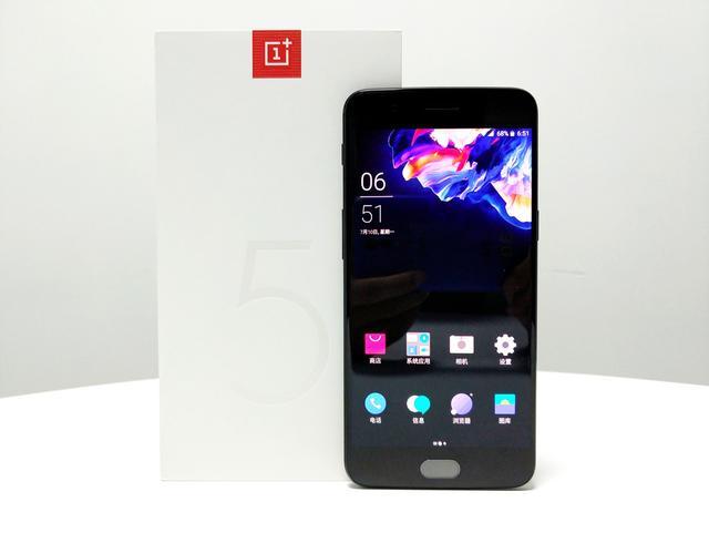 amoled屏的5g手机,一加55g手机评测