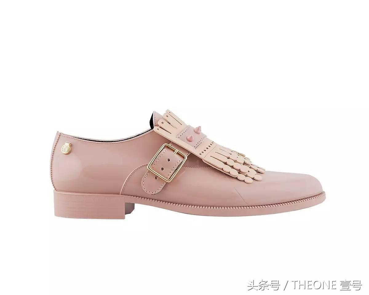 我掐指一算，你该买双雨鞋了