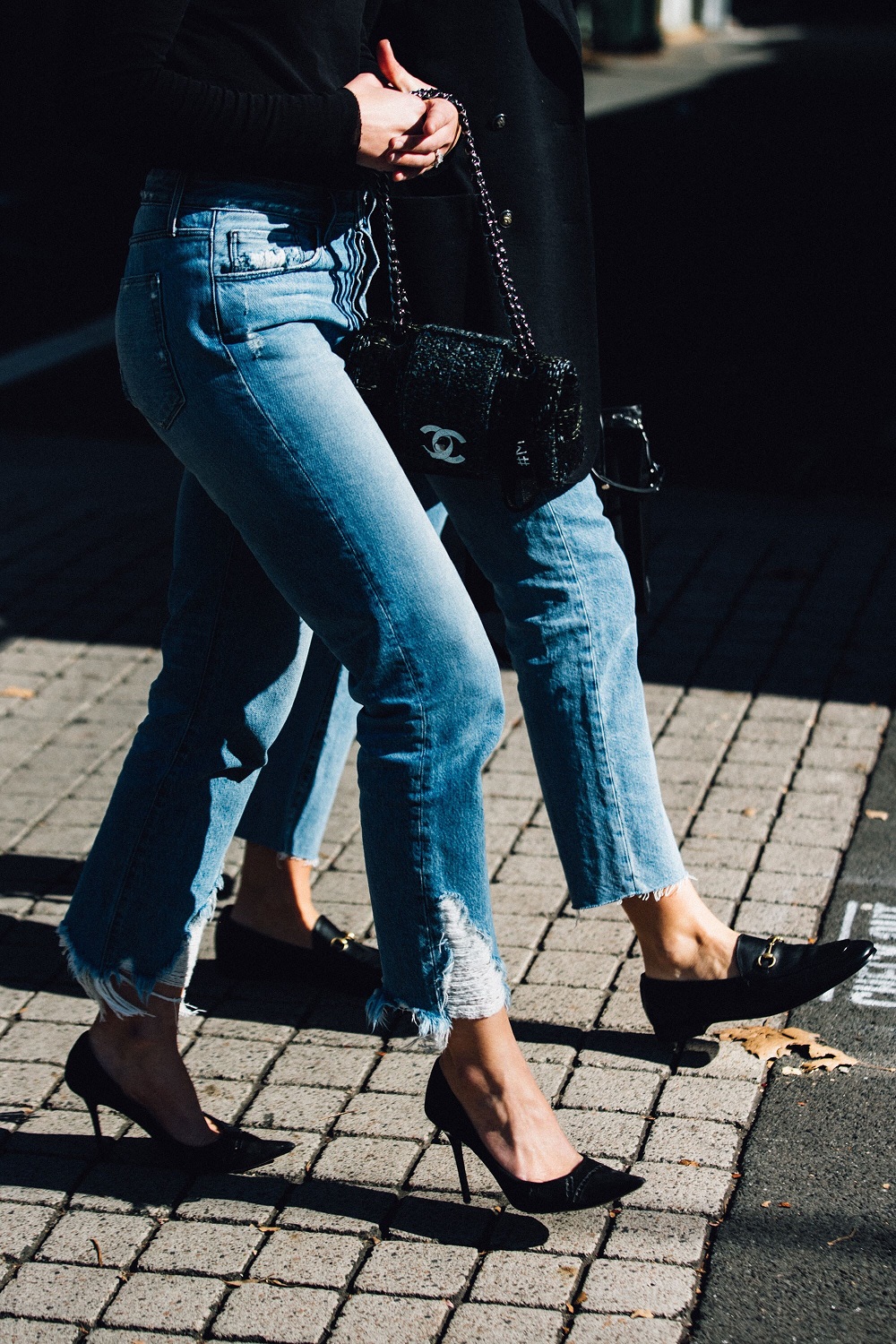 什么样的牛仔裤好看又百搭,百搭时尚超好版型牛仔裤