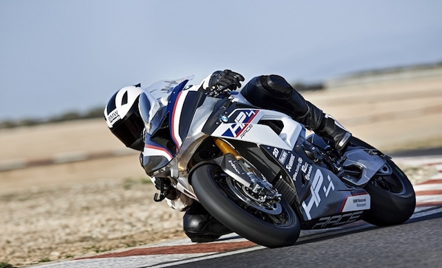 试驾宝马hp4race,宝马hp4race试驾