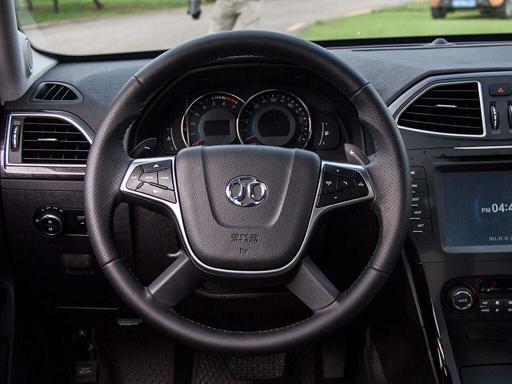 北汽绅宝d70极宝银,北汽绅宝d70新款