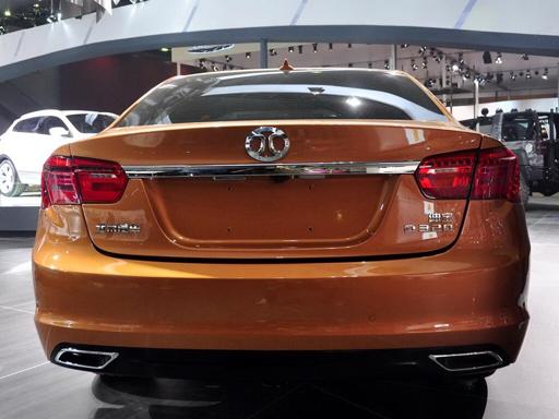 北汽绅宝d70极宝银,北汽绅宝d70新款