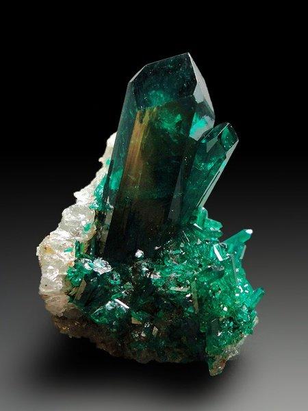 我的前半生宝石原石,我的前半生原石图片