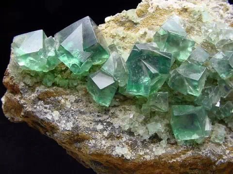 我的前半生宝石原石,我的前半生原石图片