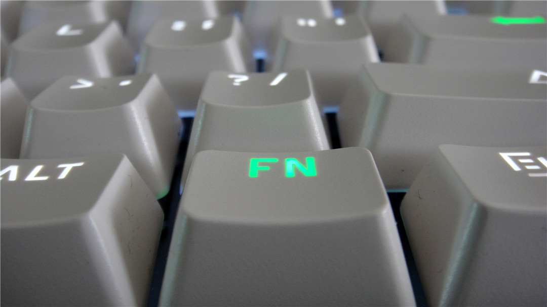 机械键盘如何调节背光,所有的机械键盘都可以调背光吗