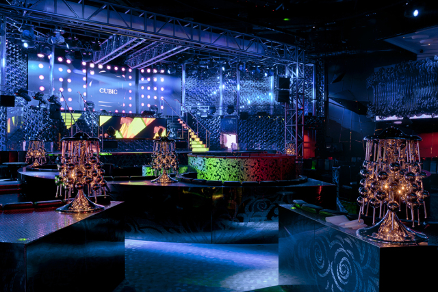 DFS时尚派对,国际造型师带你挑选秋季新品