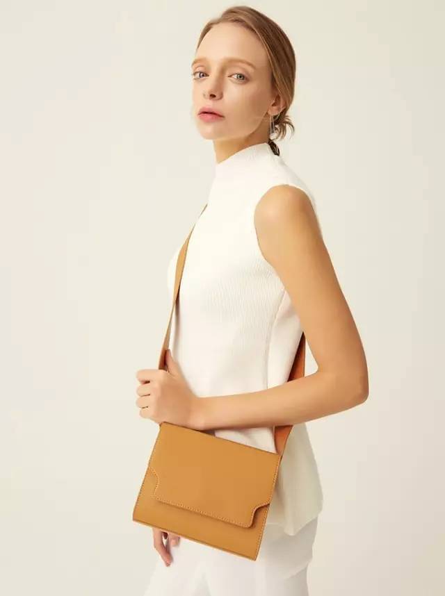 价格100左右的小众品牌包,小众双肩包品牌推荐