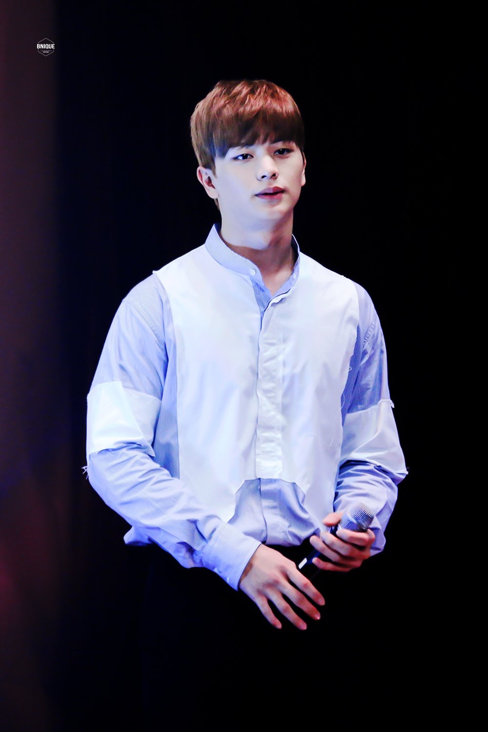 明明靠颜值他偏要靠才华,明明可以靠颜值可他偏要靠才华