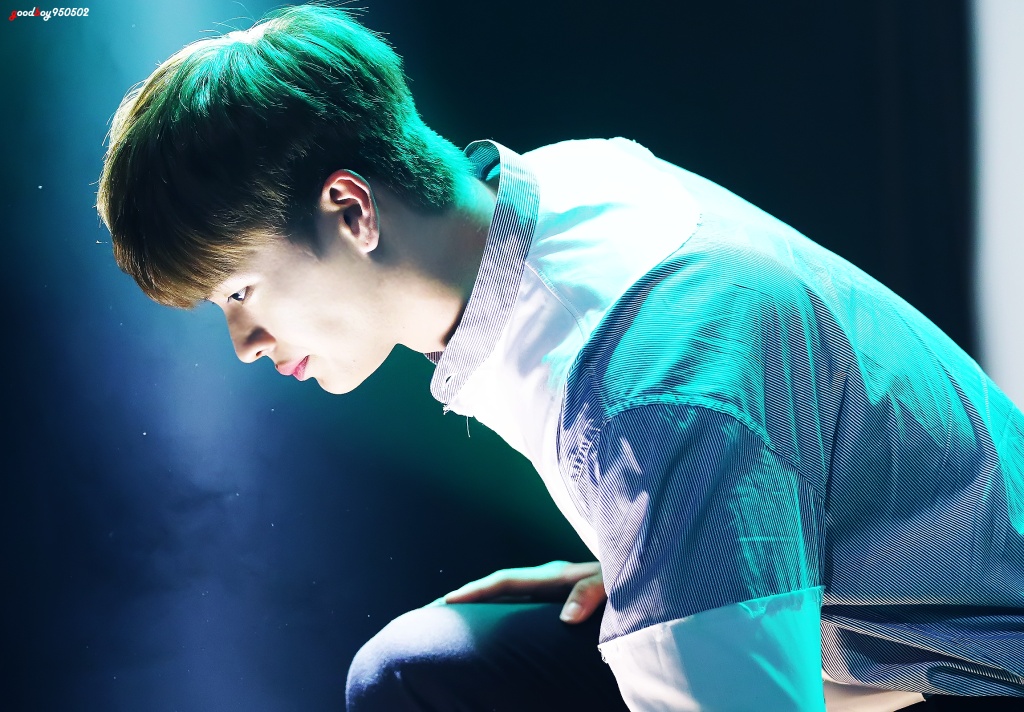 明明靠颜值他偏要靠才华,明明可以靠颜值可他偏要靠才华