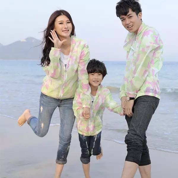 夏日遛娃撒欢搭配绝了,炎炎夏日怎么遛娃