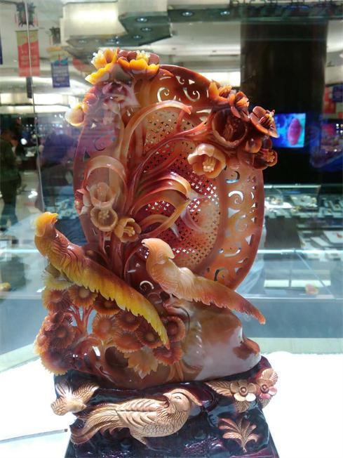 七彩云南有多美,七彩云南的翡翠是不是价格很高