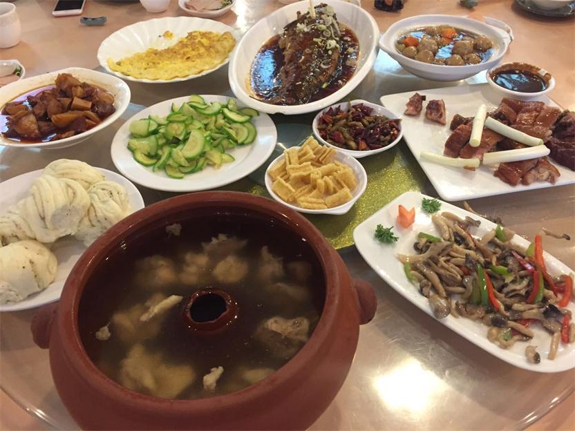 七彩云南有多美,七彩云南的翡翠是不是价格很高