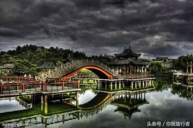 千千万万的人付出努力,无数人都是为了生存而去努力赚钱