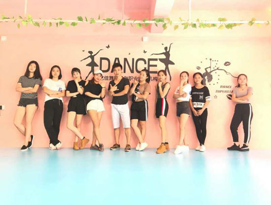 职业全能舞蹈瑜伽教练培训,艺佳舞舞蹈培训中心优惠