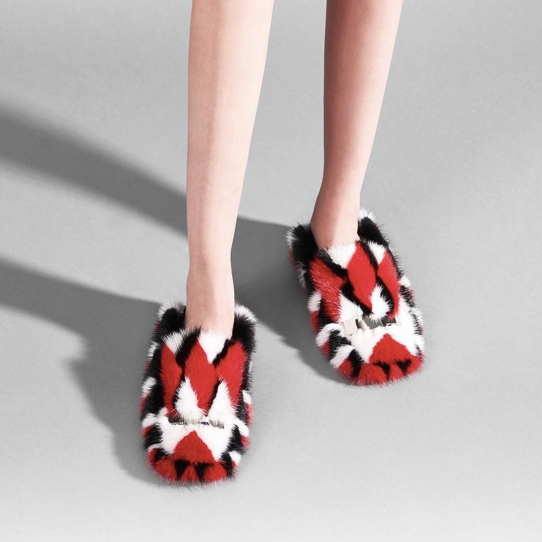 赵薇黄晓明周冬雨中餐厅,赵薇周冬雨高清大图