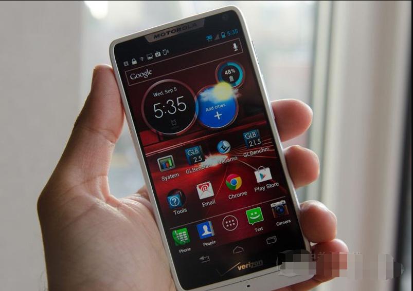 从2830元降至340元，曾经超窄边框最强商务的手机