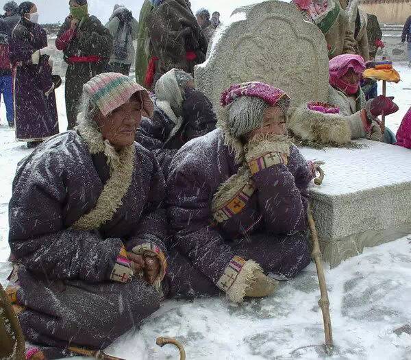 人生难免不如意坦然面对,人生无常真是让人哭笑不得