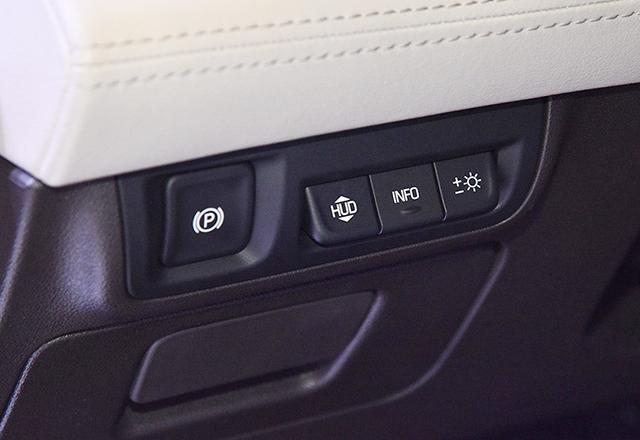 别克君越混动油耗怎么样,别克君越豪华舒适版