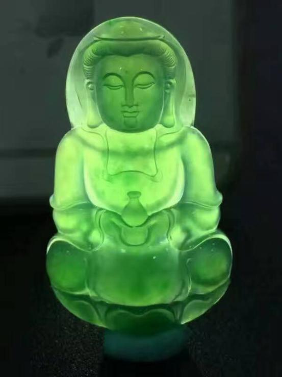 男生只能戴菩萨吗,女戴观音男戴佛是正确的吗