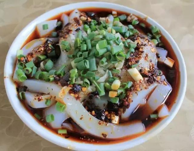 夏日里，贪念那碗黑白凉食