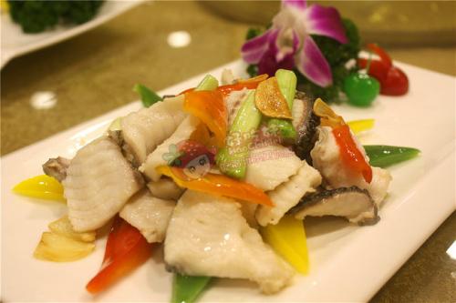 炒麻辣鱼片的家常做法,青椒炒鱼片的做法大全