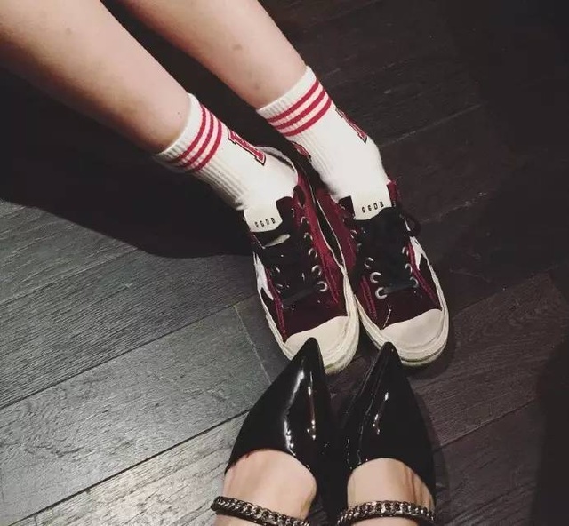 杨幂带货女王是怎么样的,爆款女王杨幂又美出新高度