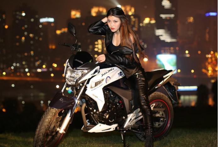 性能得到业界的认可，新街火的每一个零件都是大有来头