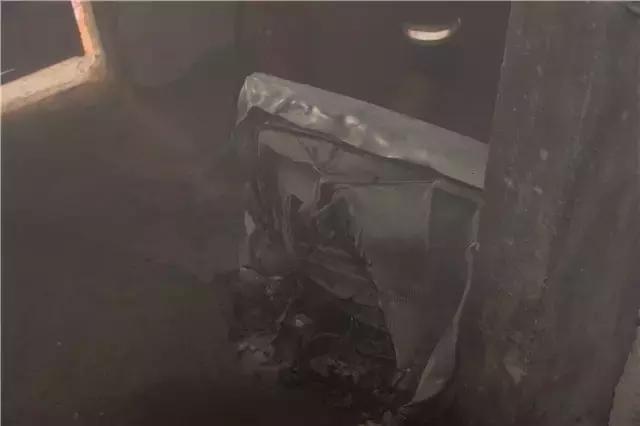 电视机着火用水扑灭事故,电视机自燃