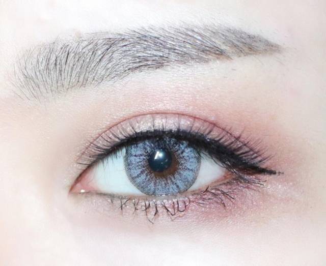 眼妆教程日常简单,眼妆教程日常简单易学