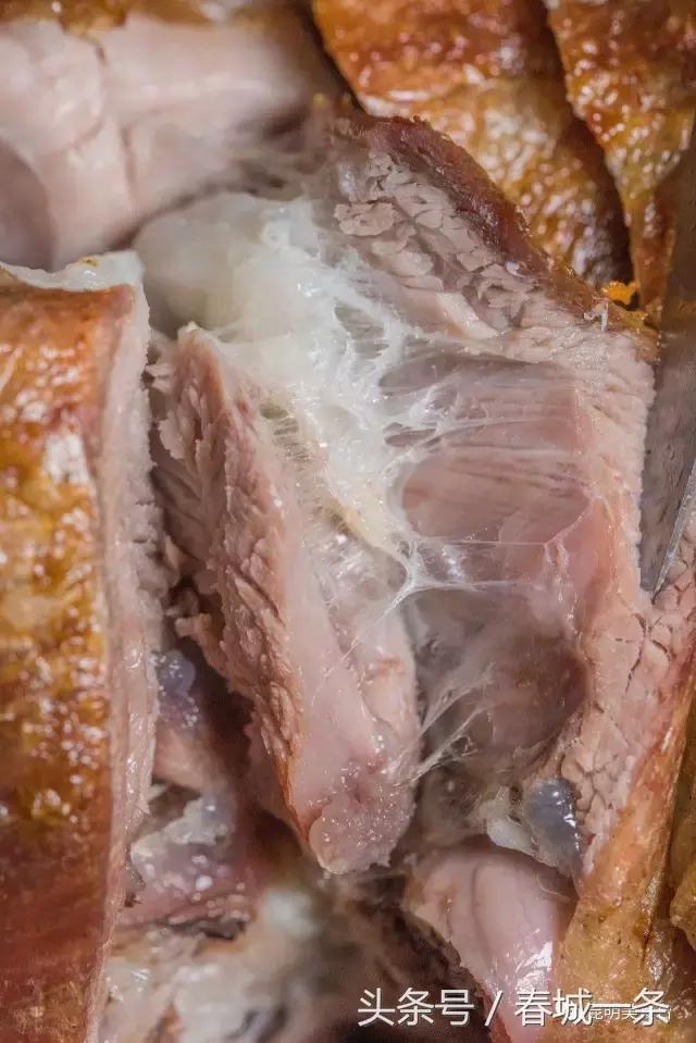 隐藏在昆明村庄里的3家烤羊店，老司机用3个月才找到的