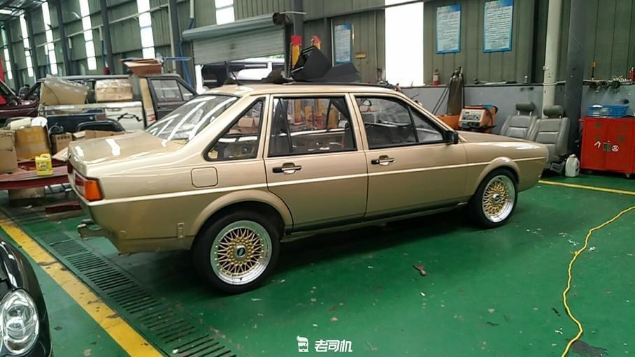 一代神车桑塔纳,一代神车修复