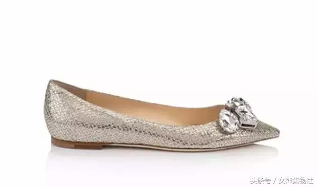 罗子君的奢华鞋,罗子君不沾水的鞋什么牌子