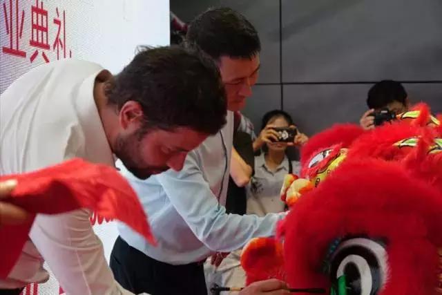 杜卡迪multistrada950坐姿,杜卡迪multistrada报价