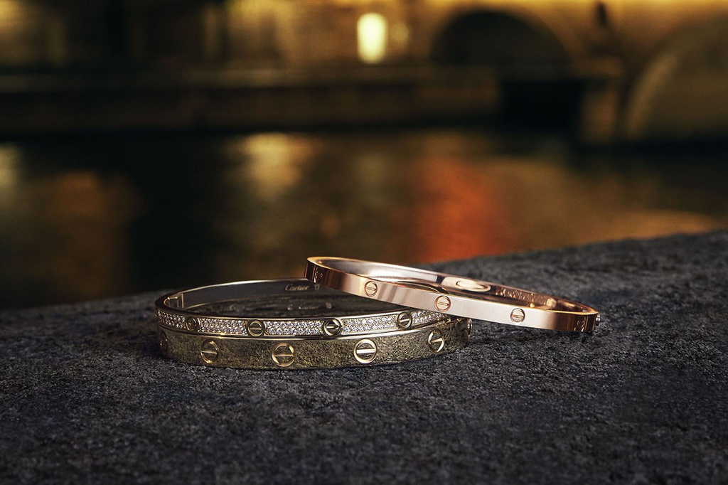 唐晶戴的项链 (唐晶配饰)