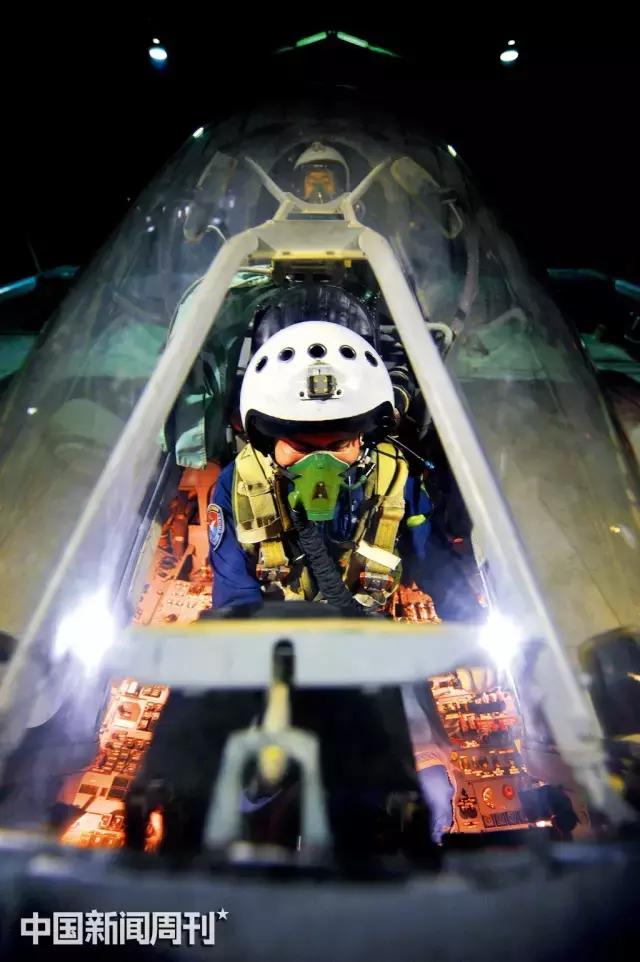 中国空军新星有哪些,中国空军年轻飞行员图片
