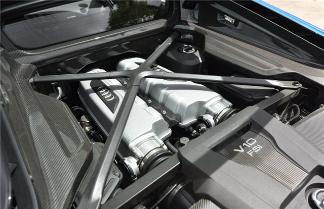 新款敞篷奥迪r8炫酷涂装,奥迪r8绝对是最帅敞篷车超跑之一