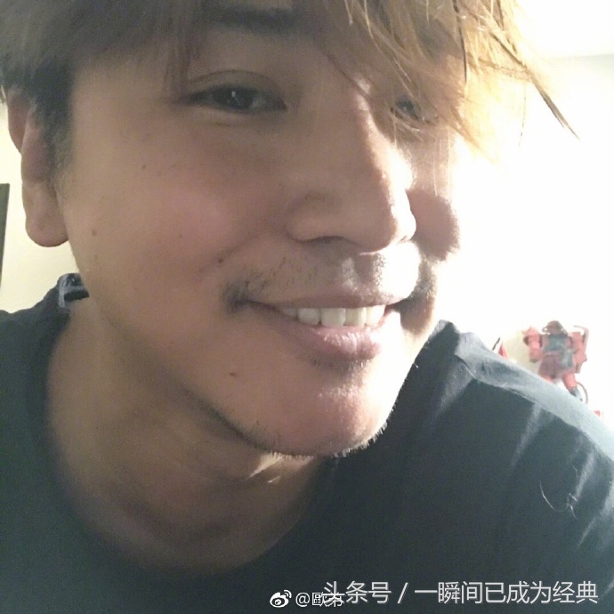 欧弟首曝全家福,欧弟晒照