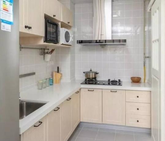 妈妈说没有彩礼钱不能嫁,妈妈说没有40万彩礼就不结婚