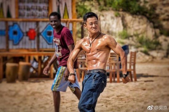 战狼2中的龙小云到底有没有死,龙小云战狼3彩蛋