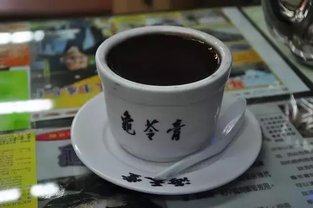 夏日里，贪念那碗黑白凉食