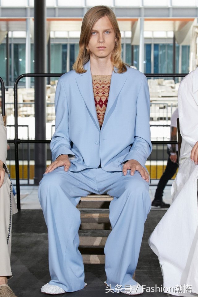 acnestudio时装周,法国奢侈品牌时装秀场2021