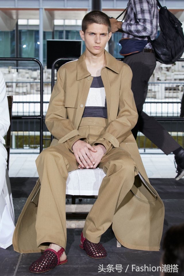 acnestudio时装周,法国奢侈品牌时装秀场2021