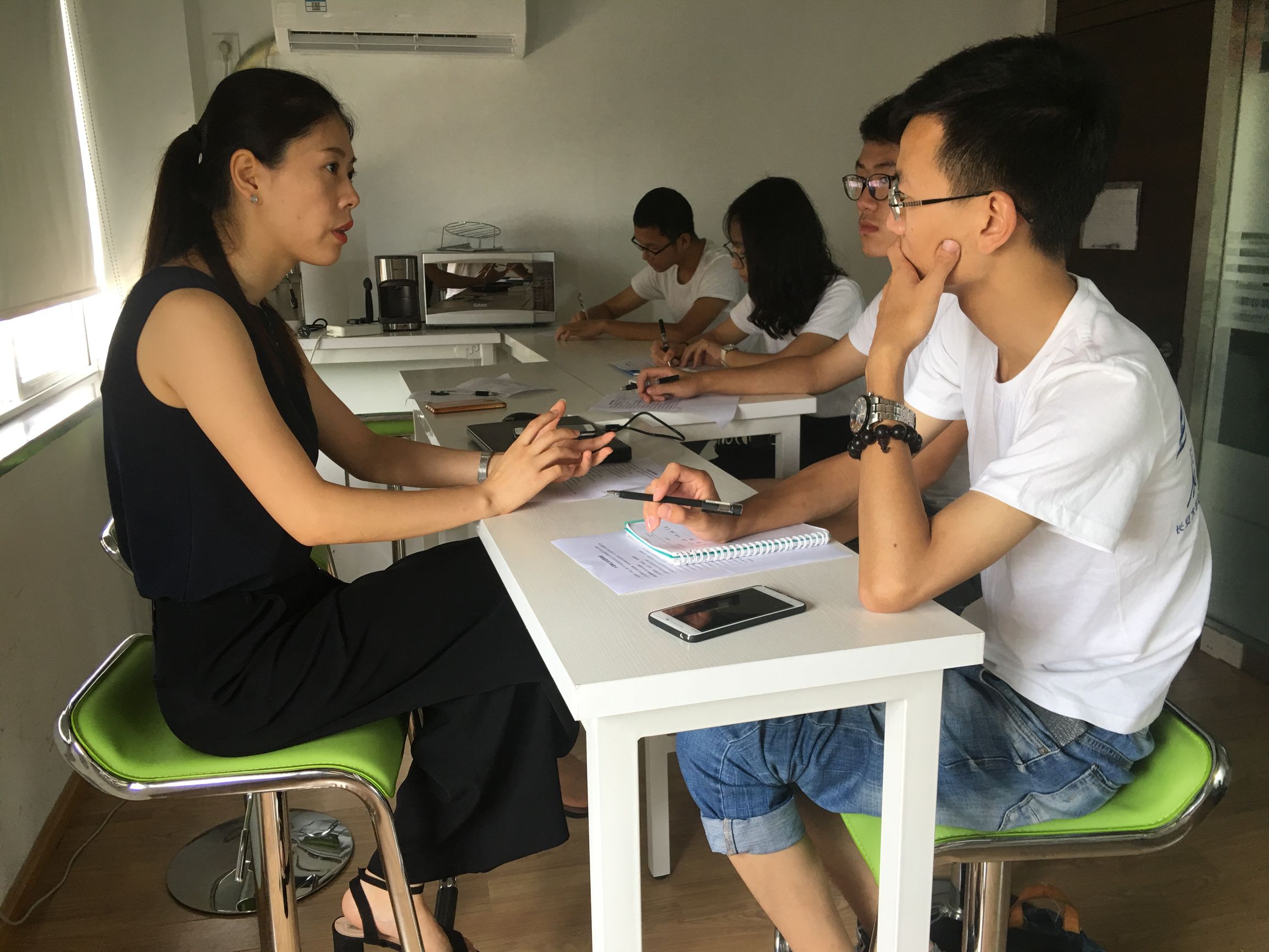 走近轩悦行电动汽车服务有限公司,长安大学赴宁波市电动汽车分时租赁服务调研暑期社会实践队顺利进行