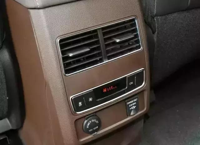 不用10万预算选这几款代步小车,国产x6七座多少钱