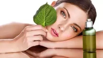 痘痘肌最好用的修护精华,治疗痘痘肌的护肤产品平价